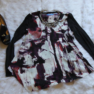 Kohl’s Vera Wang handkerchief hem long sleeve top